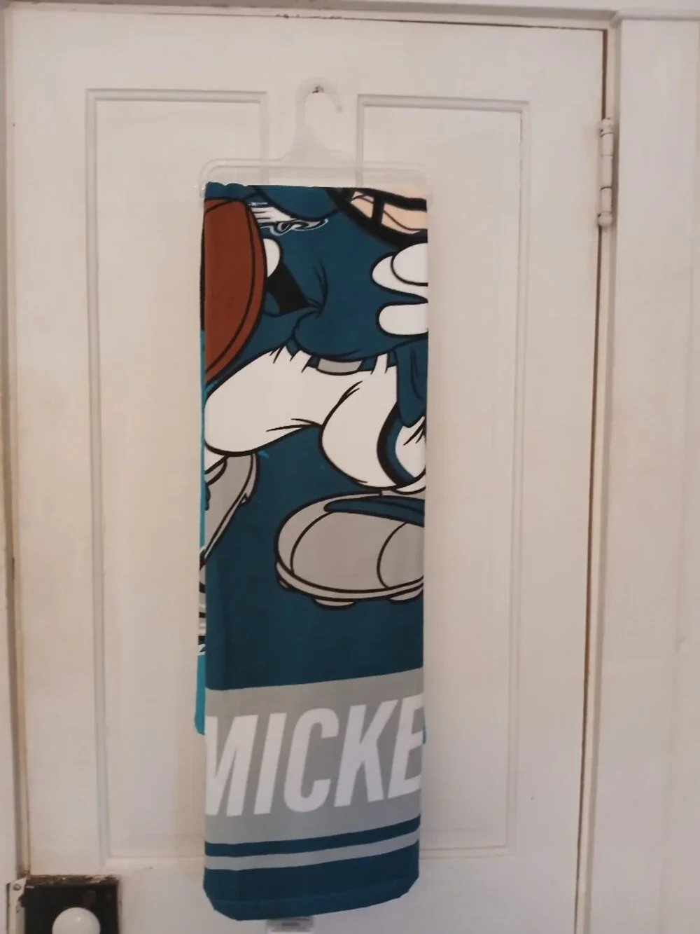 Disney Mickey Philadelphia Eagles Microfiber Beach Towel
